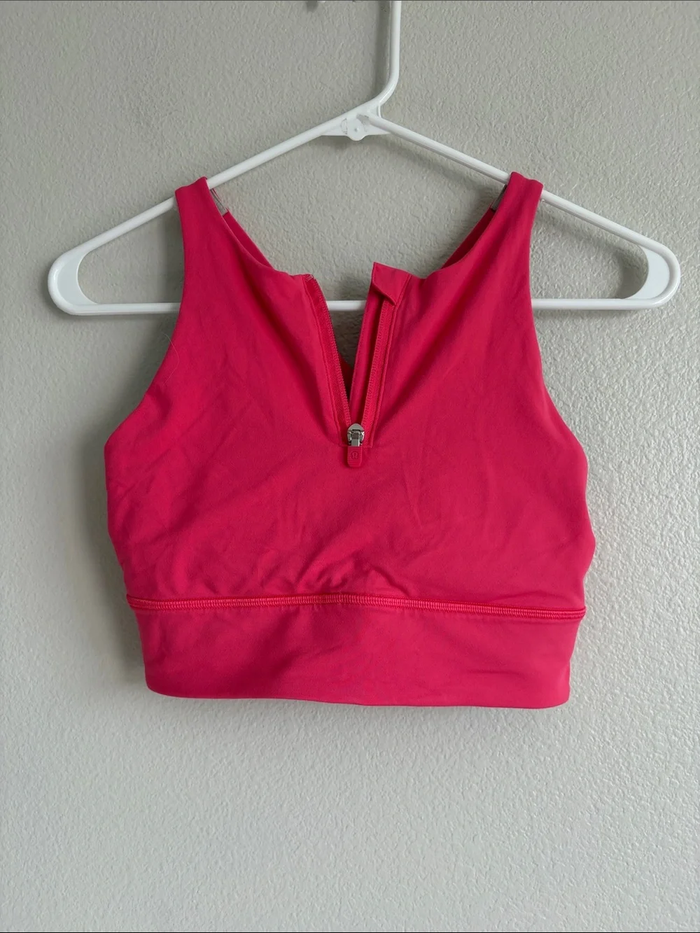Lululemon High Neck Energy Zip Front Bra, Medium Support B-D Cups in Pink - 6